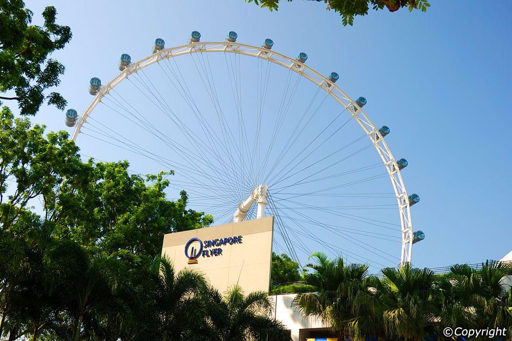 đu quay khổng lồ ở Singapore