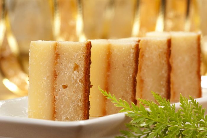 Bingka ubi - Bahulu - Apam balik - Ais kacang - Top 10 món ngọt lừng danh nhất Malaysia