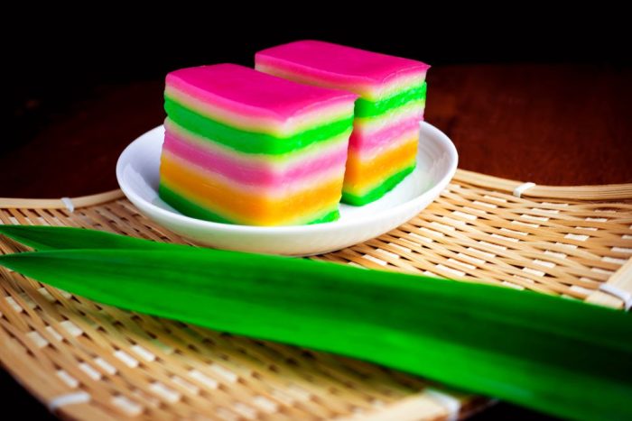 Kuih Lapis - Top 10 món ngọt lừng danh nhất Malaysia