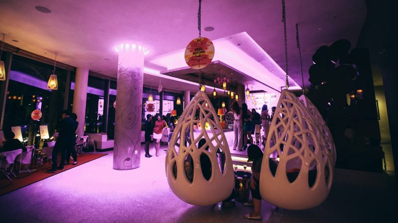 WOOBAR: bar view đẹp nhạc hay ở khách sạn W Singapore - Sentosa