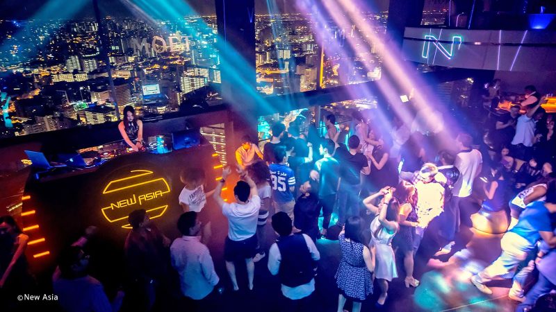 Top 9 điểm ăn chơi về đêm tuyệt nhất ở Civic District Singapore 4