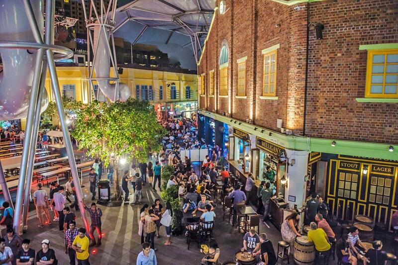 Buổi tối ở Riverside và Clark Quay thì đi đâu chơi? A-Z