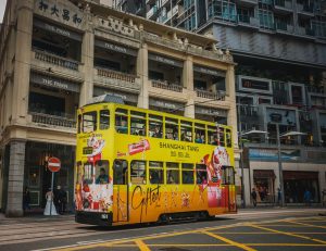 Xe điện hai tầng là biểu tượng của Hồng Kông. 
