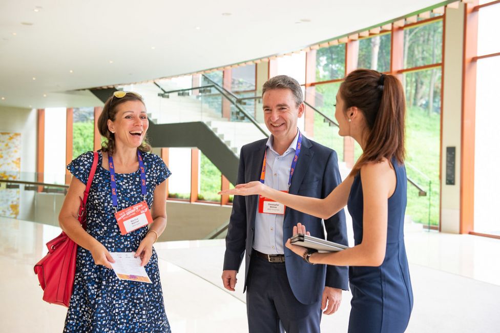 Những cách cư xử văn hóa cần biết khi đến làm việc ở Singapore