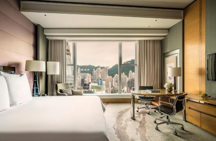Khách sạn Four Seasons Hotel Hong Kong