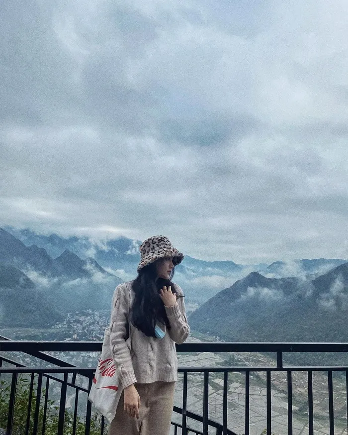 Bản làng yên bình giữa núi rừng Tây Bắc, điểm đến lý tưởng cho chuyến du lịch hoà bình tự túc.