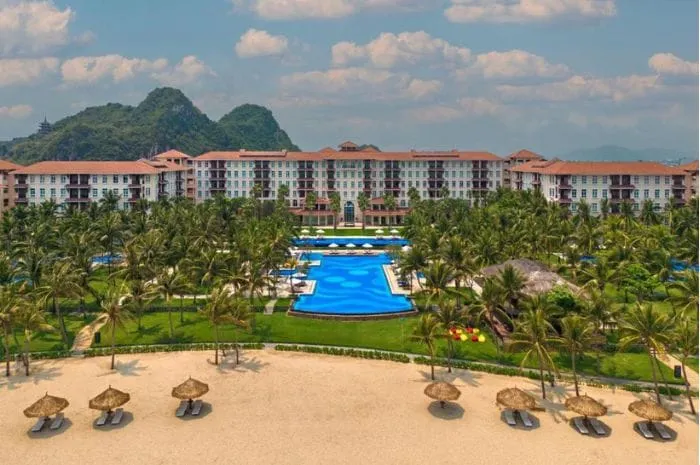 Đà Nẵng Marriott Resort &amp; Spa, khu nghỉ dưỡng sang trọng cho gia đình.