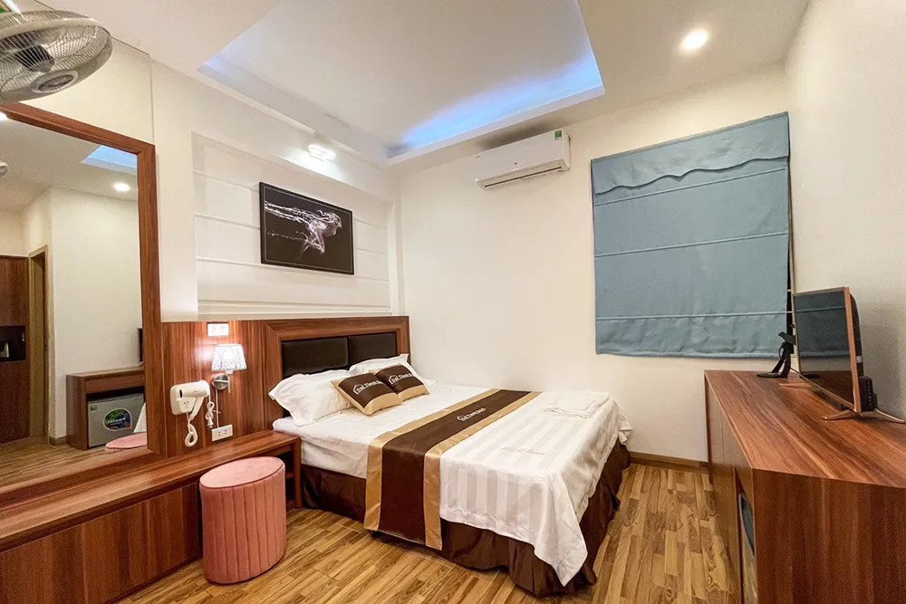 Phòng nghỉ tại Đại Thanh Motel với nội thất cơ bản và không gian tiện nghi