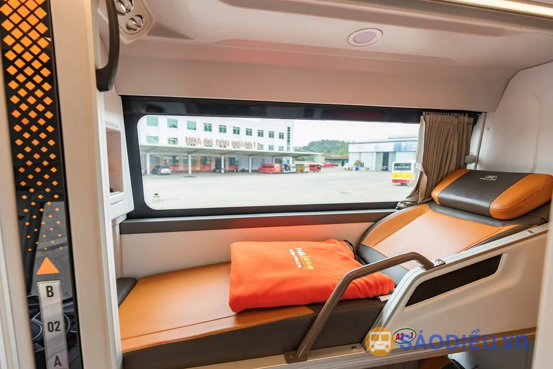 Nội thất xe giường nằm cabin Futa Hà Sơn cao cấp trên tuyến xe giường nằm huế hà nội