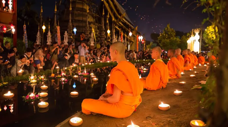 Nghi thức thả Krathong trong Lễ hội Loy Krathong