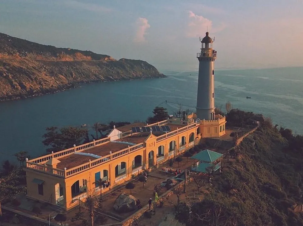 Mũi Điện - nơi đón ánh bình minh đầu tiên trên đất liền Việt Nam