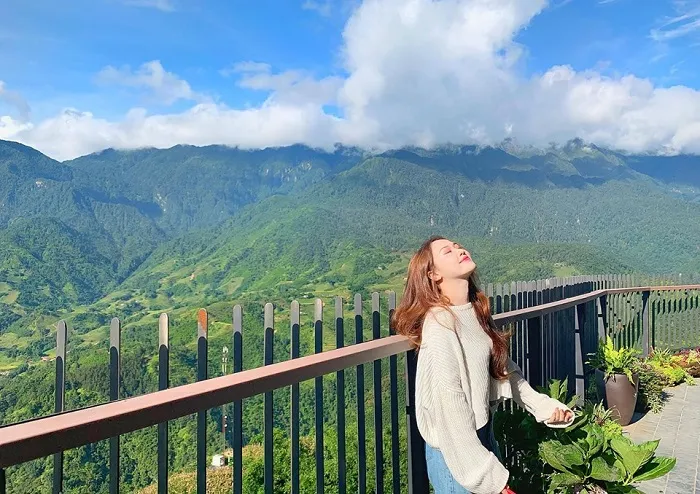 Cổng Trời Bali và Hồ Vô Cực tại khu du lịch Moana Sapa