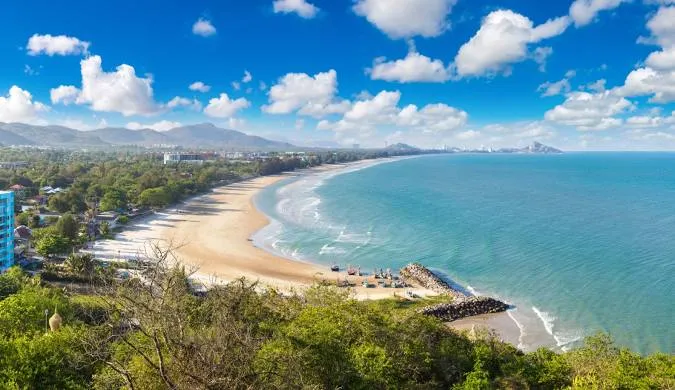 Cảnh đẹp bãi biển Hua Hin, địa điểm du lịch hua hin tự túc lý tưởng