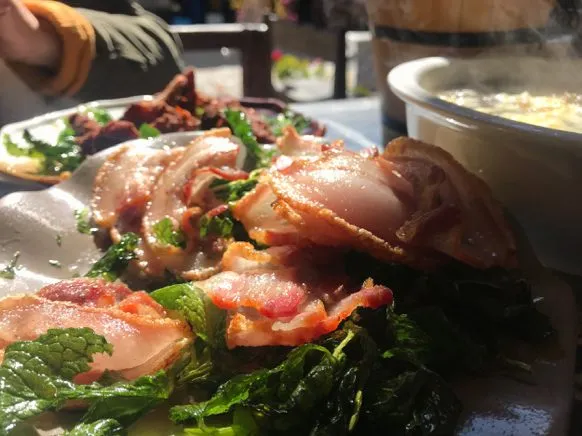 Bữa trưa tại quán Baisha food ở Bạch Sa cổ trấn, kinh nghiệm du lịch Trung Quốc tự túc