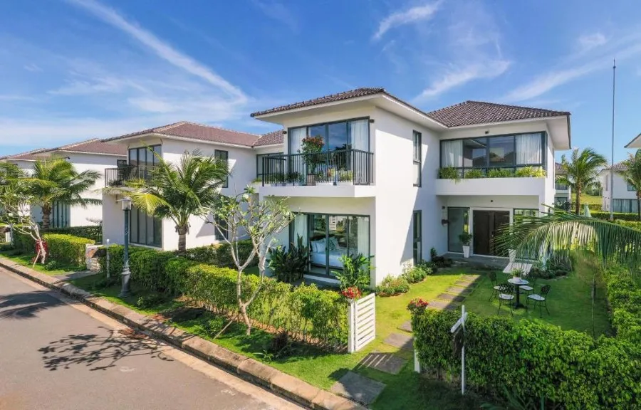 Không gian biệt thự xanh mát mang đến cho bạn một kỳ nghỉ thư giãn